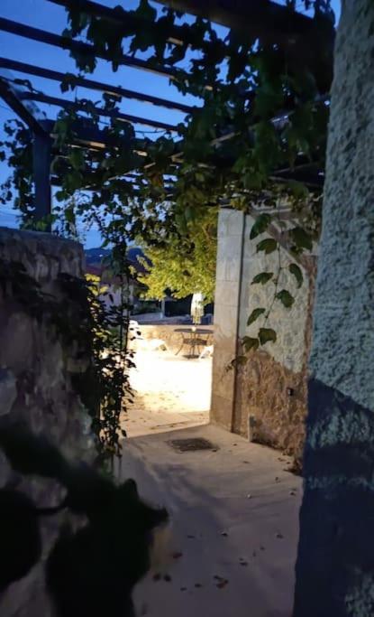 Villa Aiolia Kondoyenádha Zewnętrze zdjęcie
